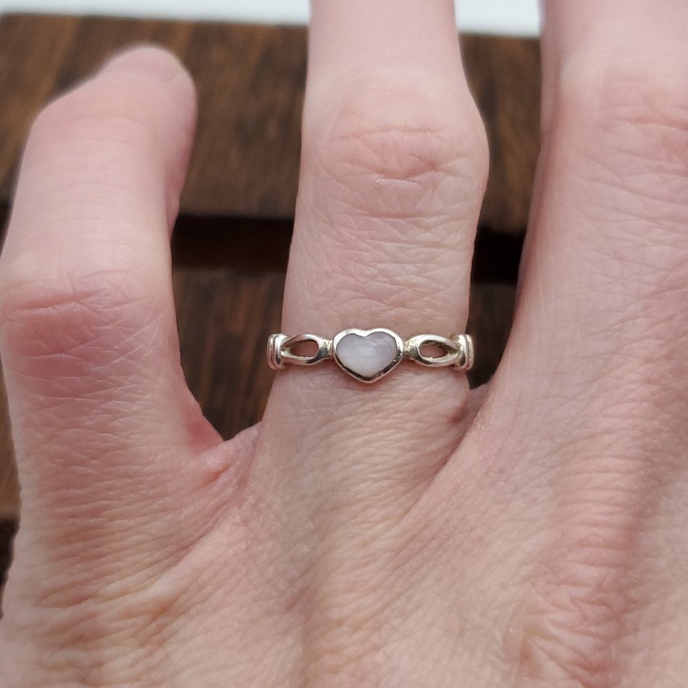 Size 6.25 925 Sterling Silver Adorable Pink White Shell Heart Ring